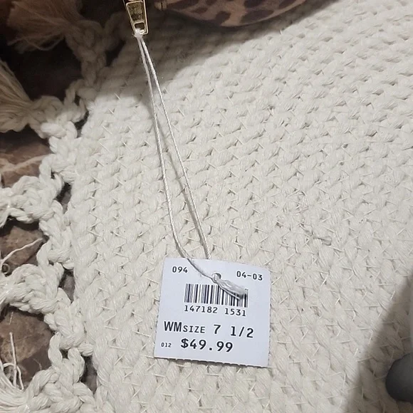 Cheeta Print ankle boot - Picture 5 of 5